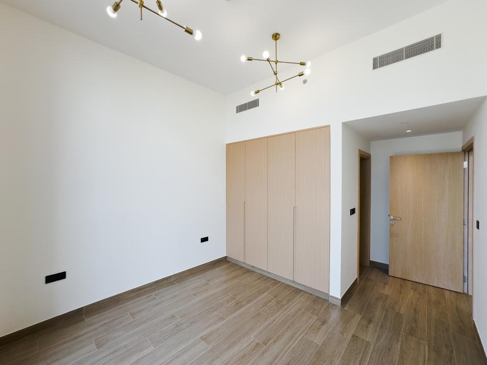 TOP QUALITY / HIGH FLOOR / STUDY / VACANT