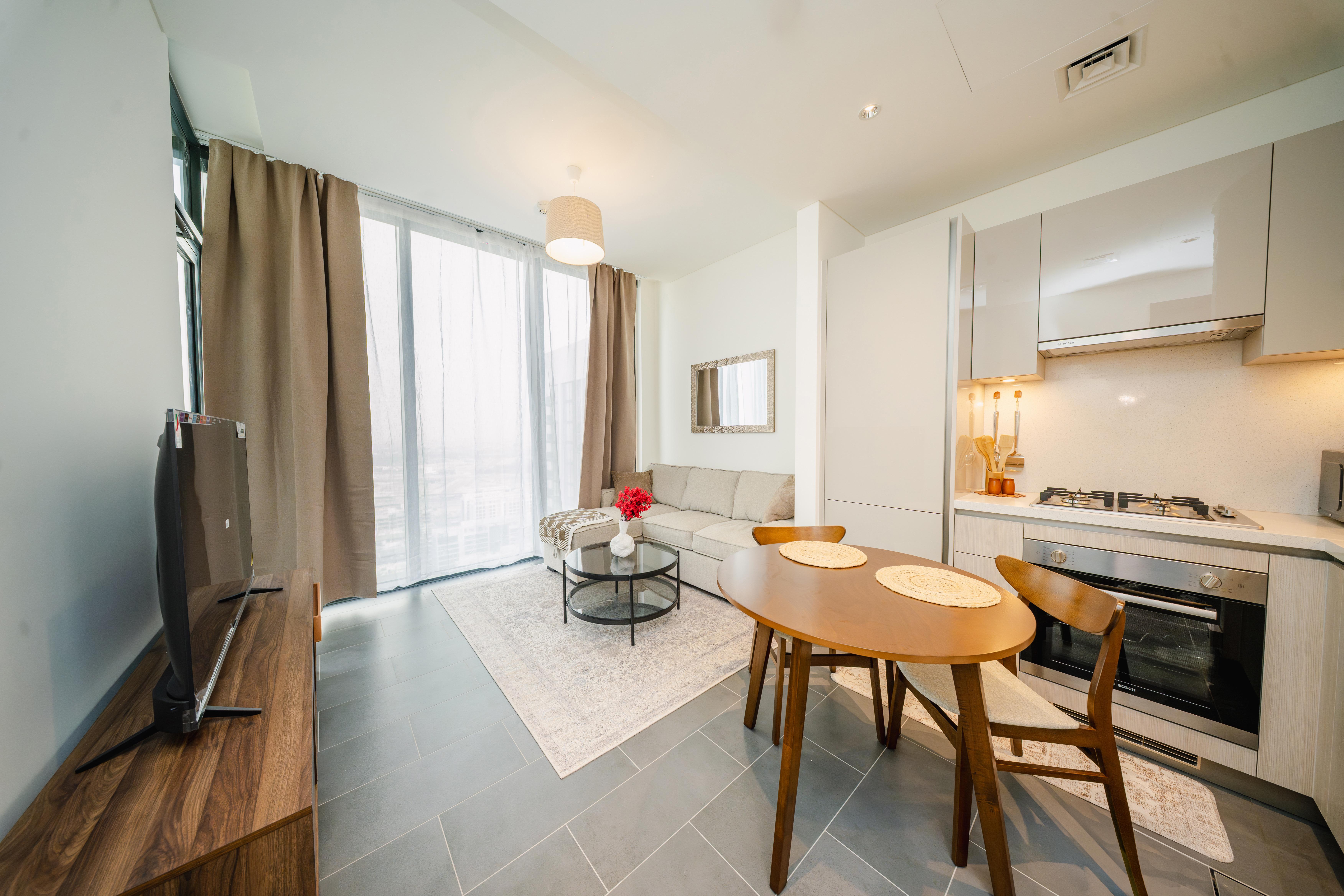 Azur Suite 1 bedroom pool view
